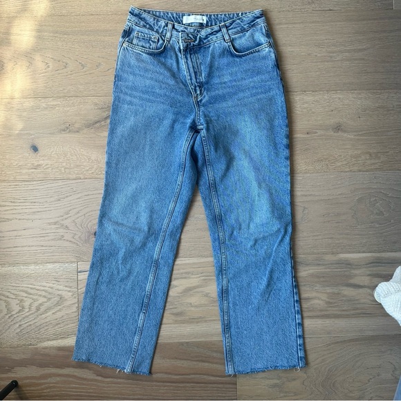 Zara Straight High Rise Cross Waist Jeans Mid-Blue 26 - Picture 2 of 8